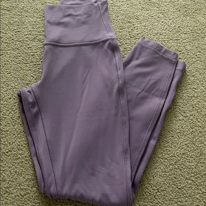 Lululemon wisteria purple aligns